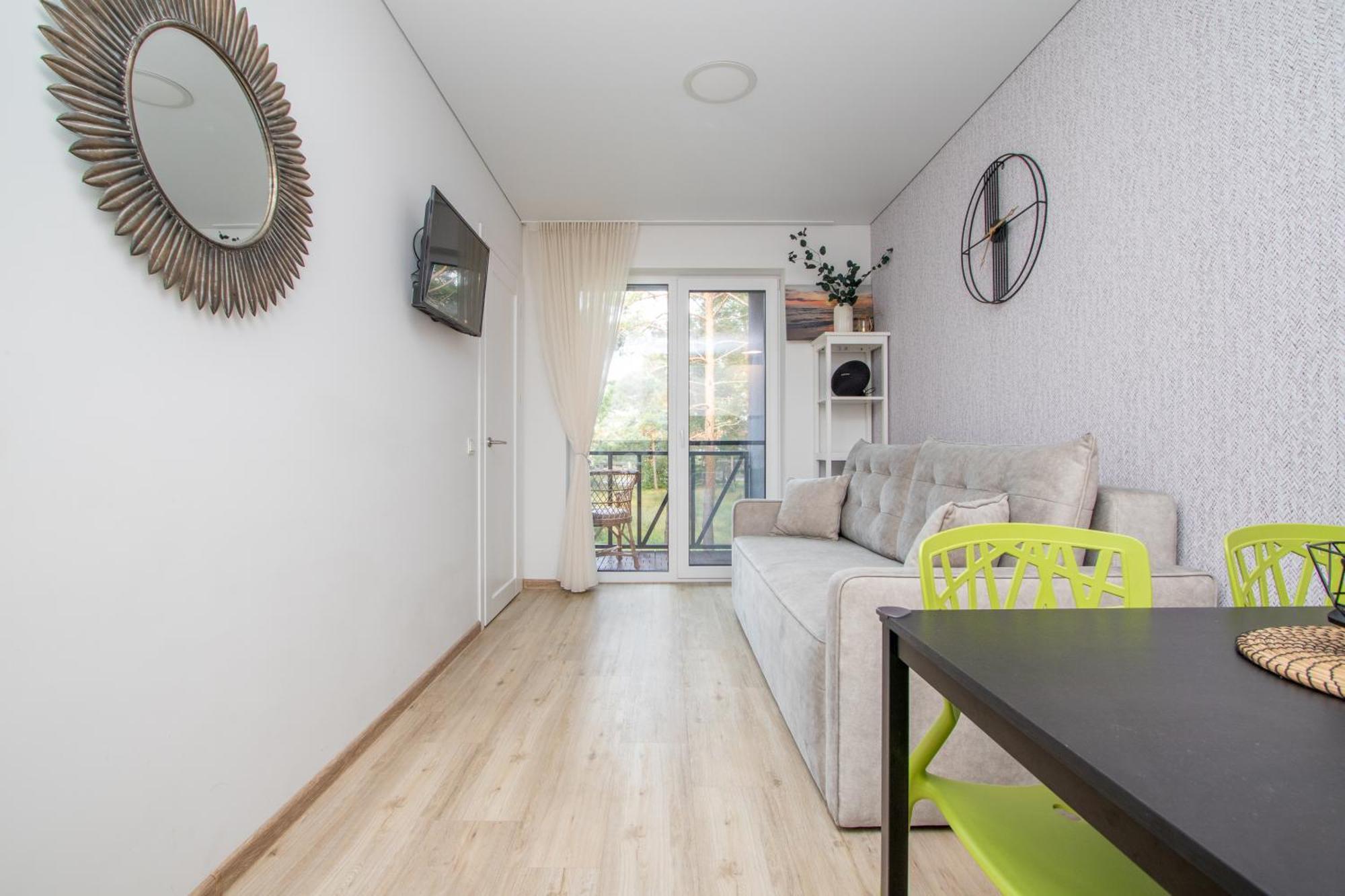 Sunny Pines Apartment Паланга Экстерьер фото